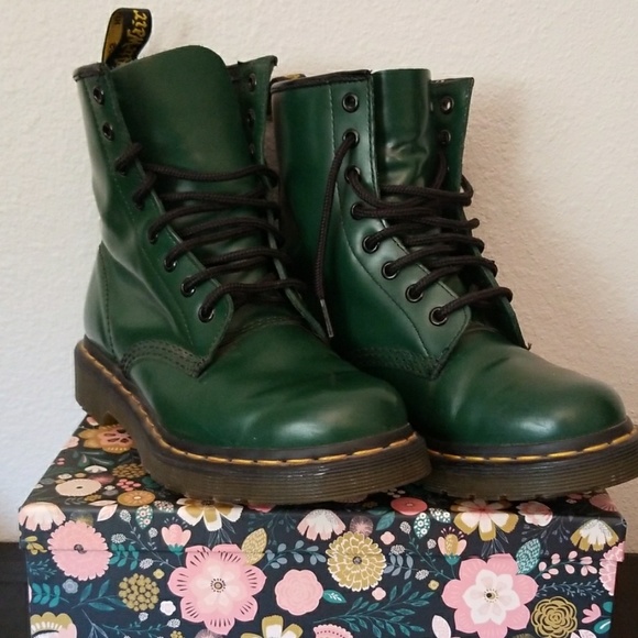 Dr. Martens Shoes - Dr. Martins Airwair